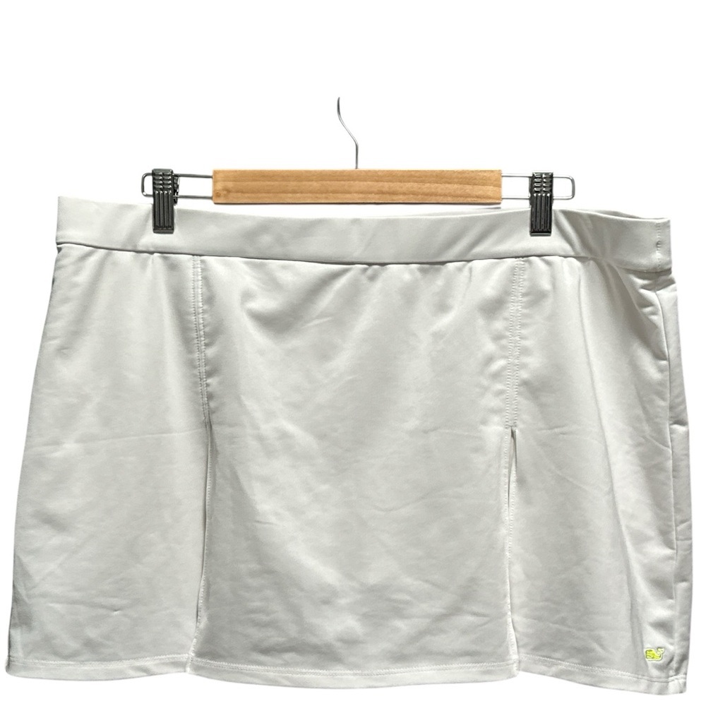 Vineyard‎ Vines Women's White Skort